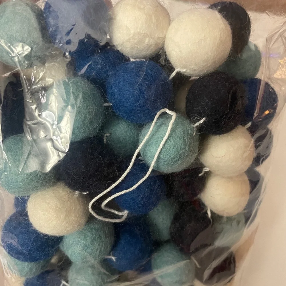 Hanukkah NWT Garland with Blue and White Wool Balls